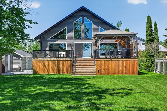 210 Lakeshore Drive, Kawartha Lakes