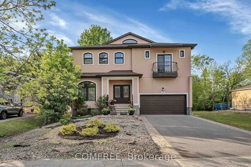 1385 Mcmahon Avenue, Blossom Park - Airport and Area