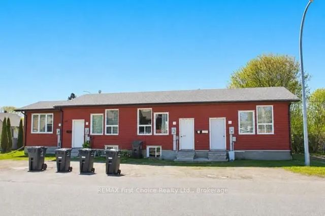 303 Frederica Street W, Thunder Bay