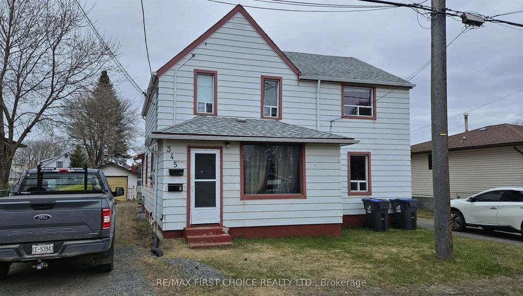 345 Ray Boulevard, Thunder Bay