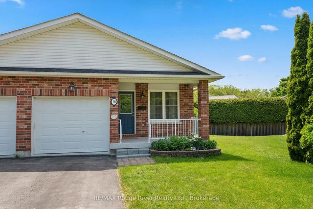 16 Talbot Drive, Port Hope