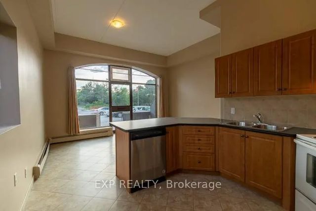 40 Front Street N, Thorold