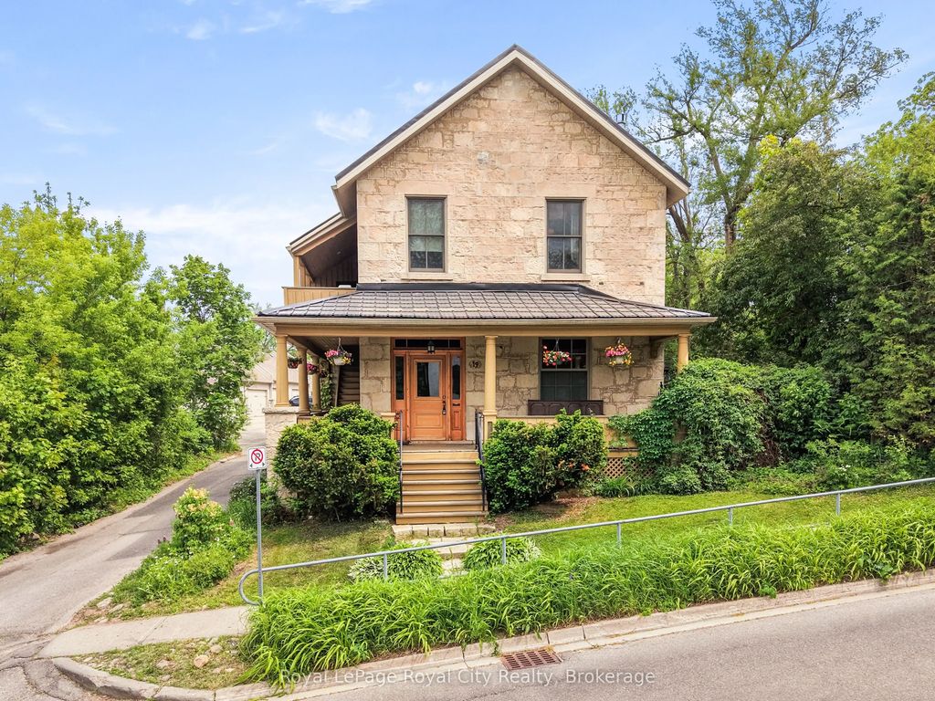 19 London Road E, Guelph