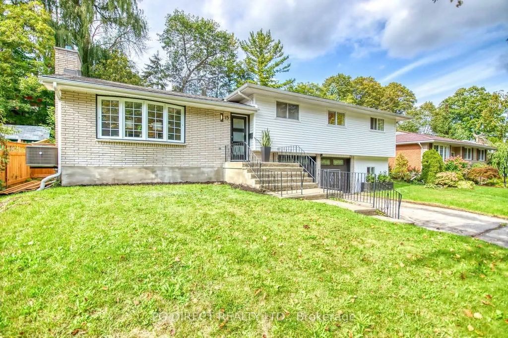 13 Parkside Drive, Quinte West