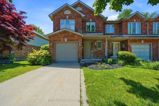 180 Lawrence Lane, Pelham