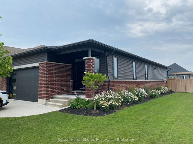 414 Mary Rose Avenue, Saugeen Shores