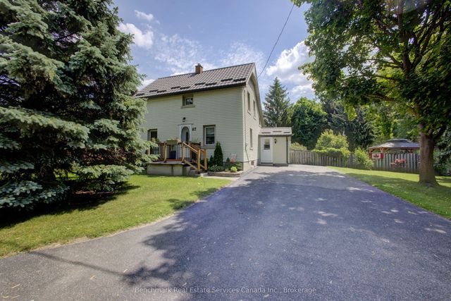 87 St Andrew Street N, St. Marys