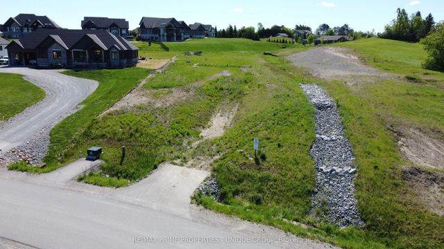 8 Country Place, Kawartha Lakes