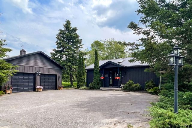 26106 Euphrasia St. Vincent Townline, Grey Highlands