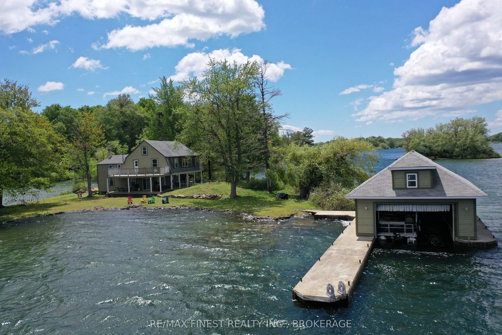 1 Sampson Island, Leeds and the Thousand Islands