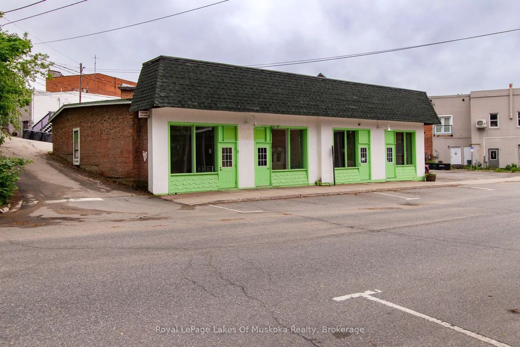 9 Ontario Street, Bracebridge