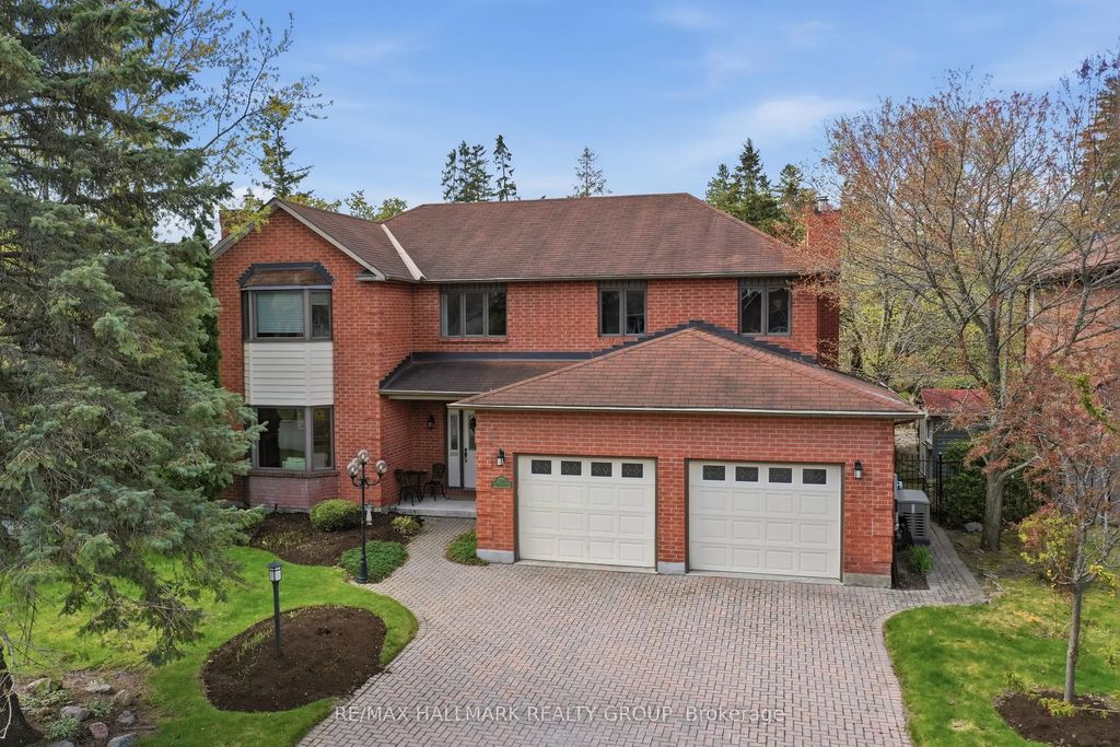 20 Halldorson Crescent, Kanata