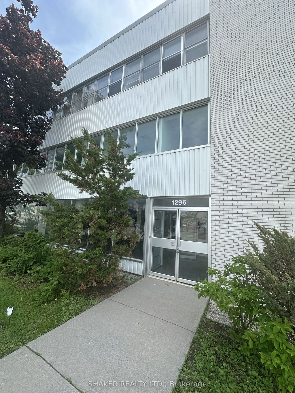 1296 Carling Avenue, Carlington - Central Park