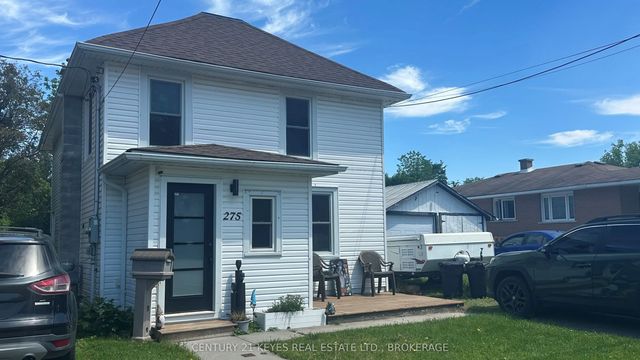 275 Victoria Avenue, Gananoque