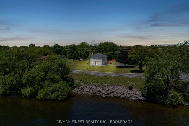 4669 Bath Road, Loyalist