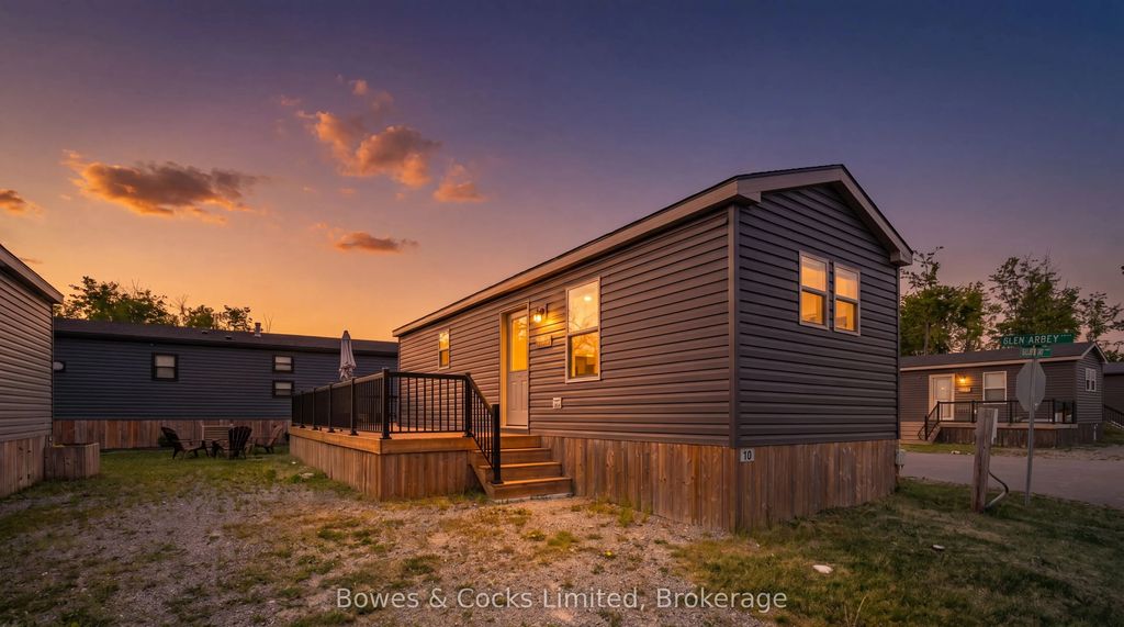 1235 Villiers Line 10 Lambton, Otonabee-South Monaghan