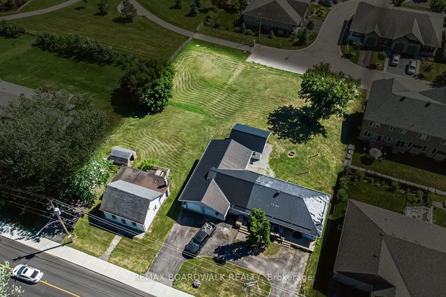 303-307 Donald B Munro Drive, Carp - Huntley Ward