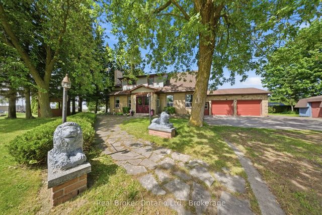 800 Tremaine Avenue S, North Perth
