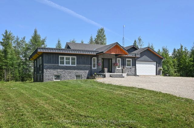 375753 6th Line, Amaranth