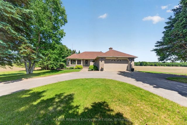 658 Ridge Road, Prince Edward County
