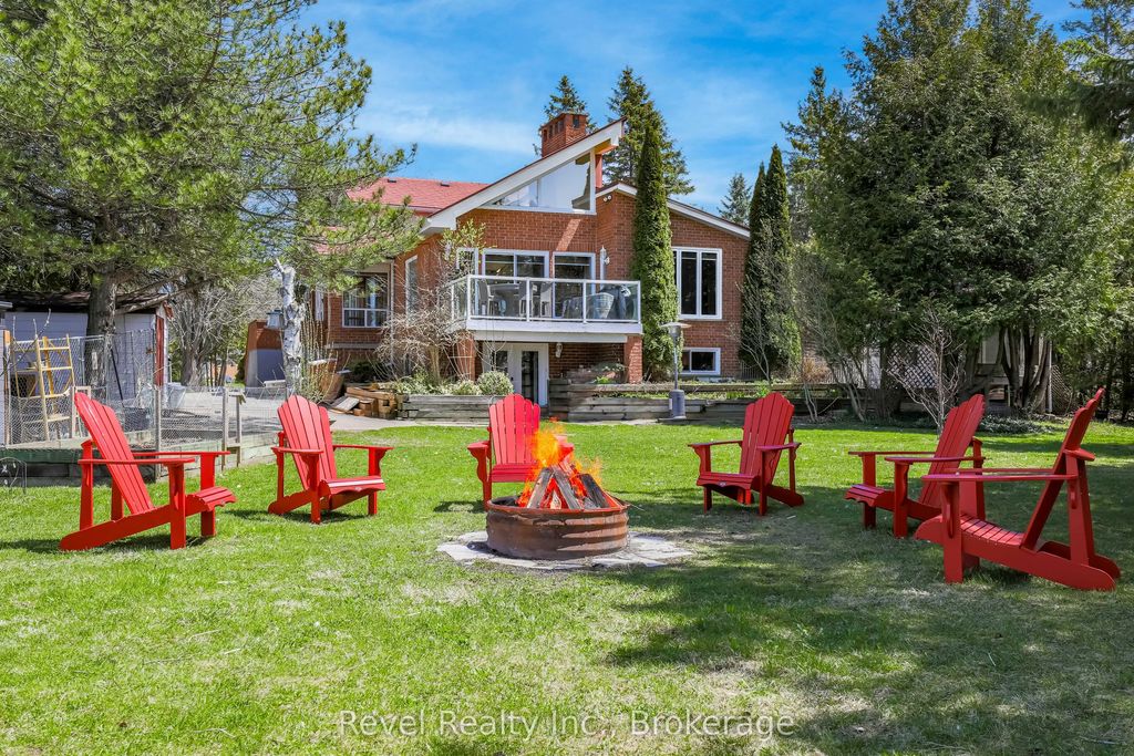27 Cedar Crescent, Kawartha Lakes
