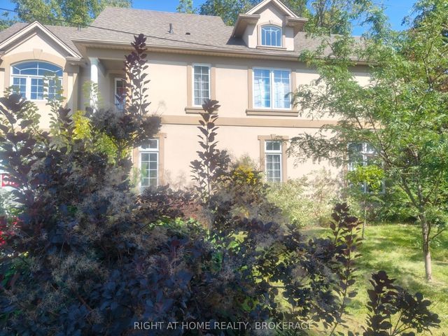 22 Ursula Avenue, St. Catharines