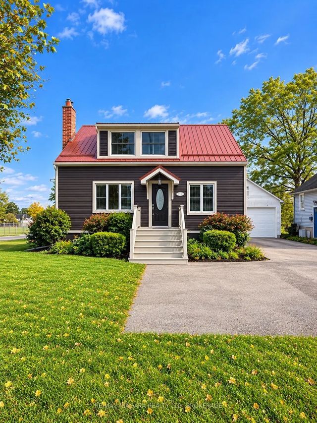 401 Fielden Avenue, Port Colborne
