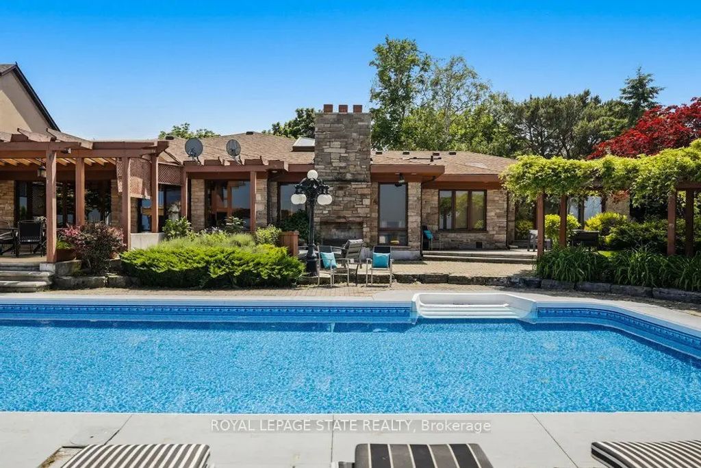 7 Lakegate Drive, Hamilton