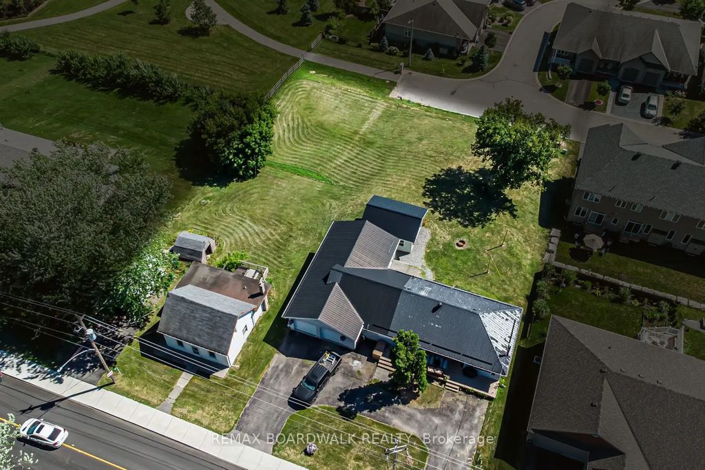 303-307 Donald B Munro Drive, Carp - Huntley Ward