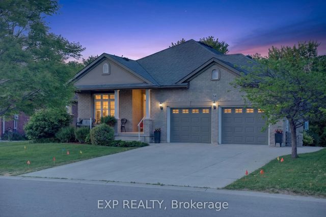 14 Hunter Drive S, Norfolk