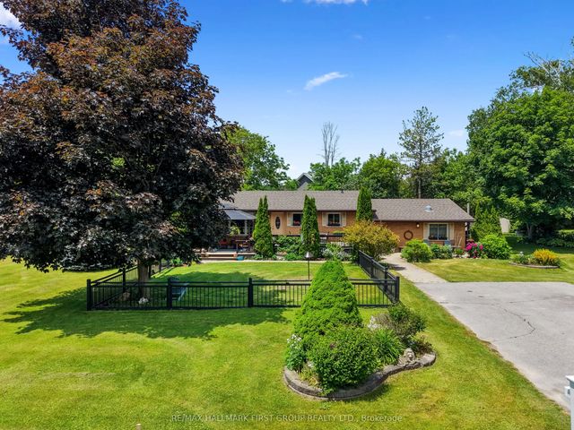 8310 Smylie Road, Hamilton Township