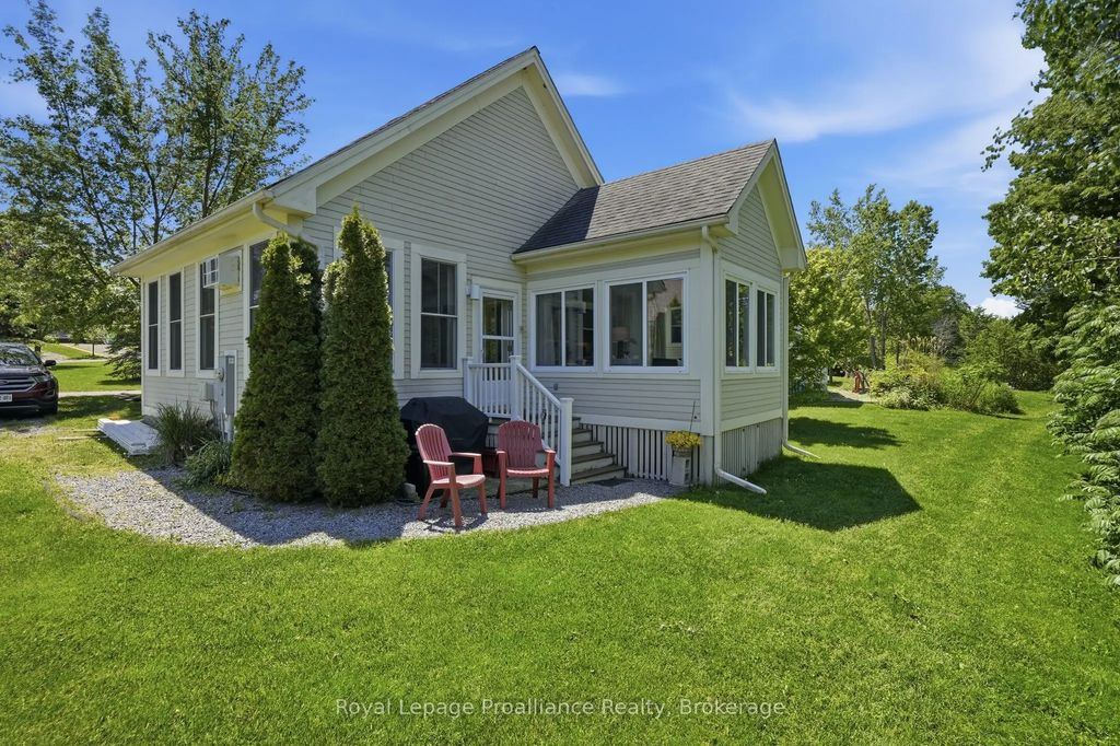 16 Nature's Lane 73, Prince Edward County