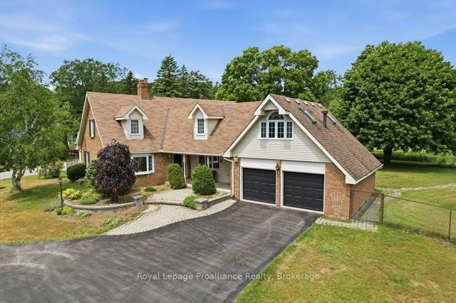 218 Lock Road, Quinte West