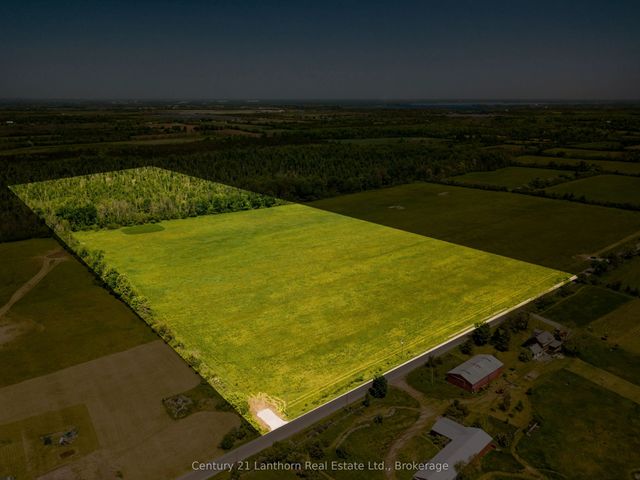 618 Christian Road, Prince Edward County