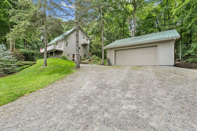 196 Old River Road, Leeds and the Thousand Islands