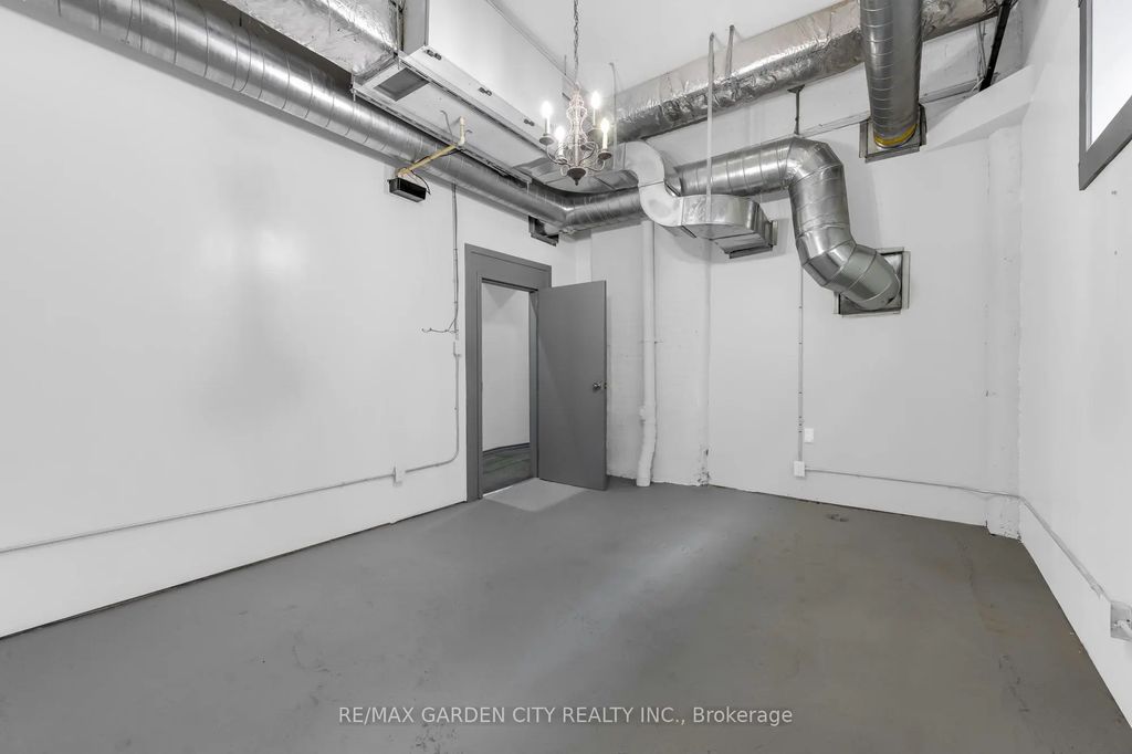 16 Myrtle Avenue 7, Hamilton