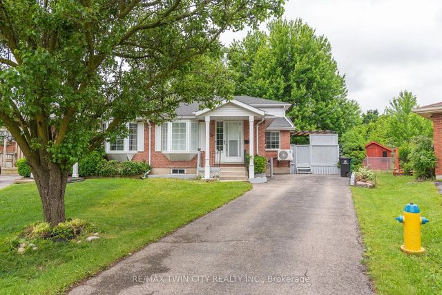 629b Settlersfield Court, Waterloo