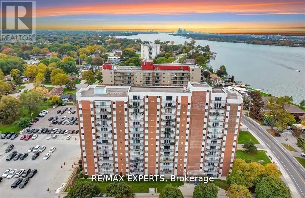 8591 Riverside Drive E 410, Windsor