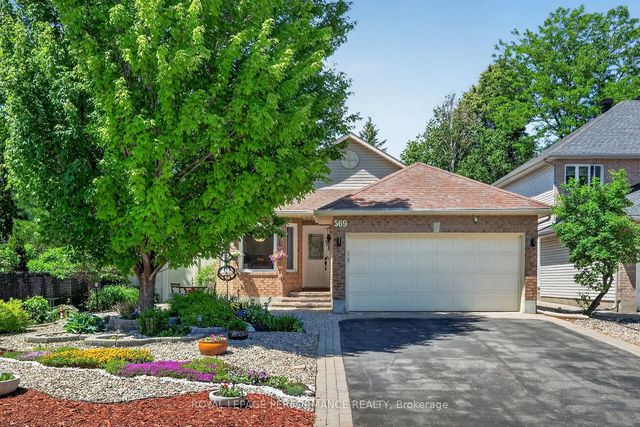 569 Princess Louise Drive, Orleans - Cumberland and Area