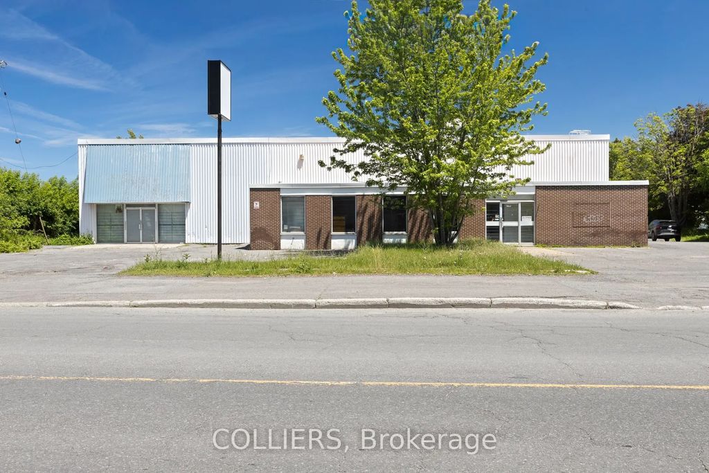 1705 Russell Road, Alta Vista and Area