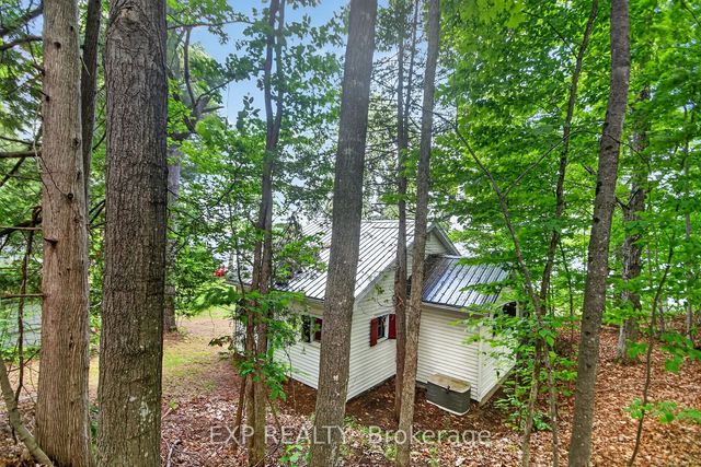 61 Cedar Haven Lane, Frontenac