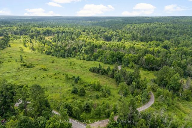 702 Part 13 Flat Rapids Road, McNab/Braeside