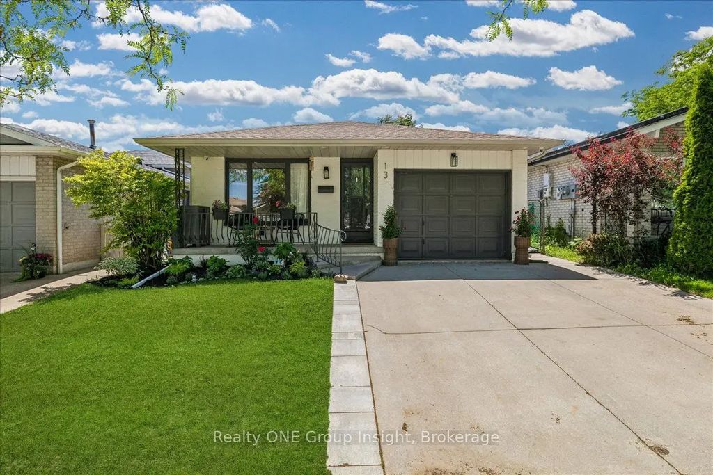 13 Salina Place, Hamilton