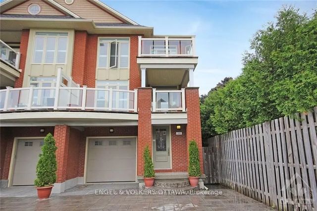 281 Kirchoffer Avenue, Carlingwood - Westboro and Area