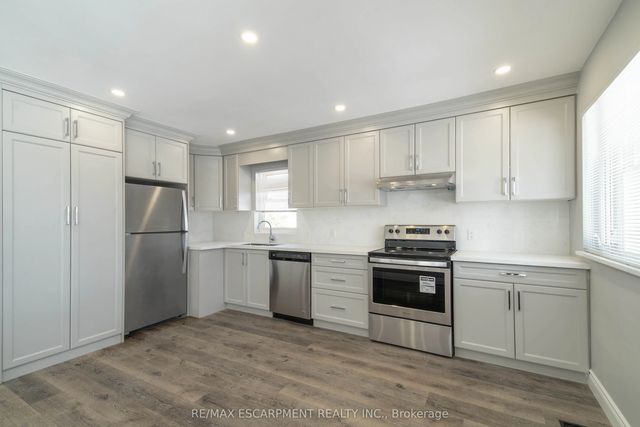 196 Upper Paradise Road 1, Hamilton