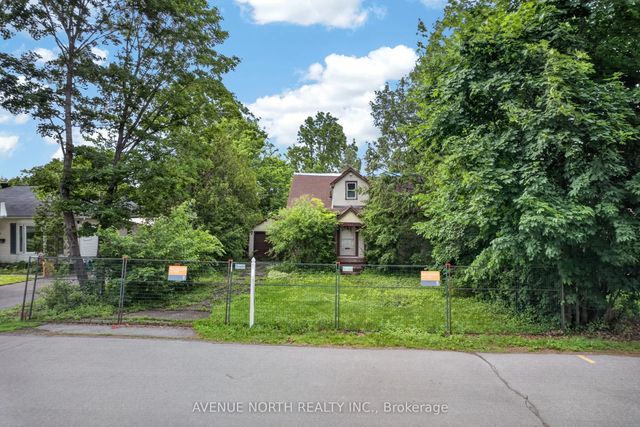 305 Mountbatten Avenue, Alta Vista and Area