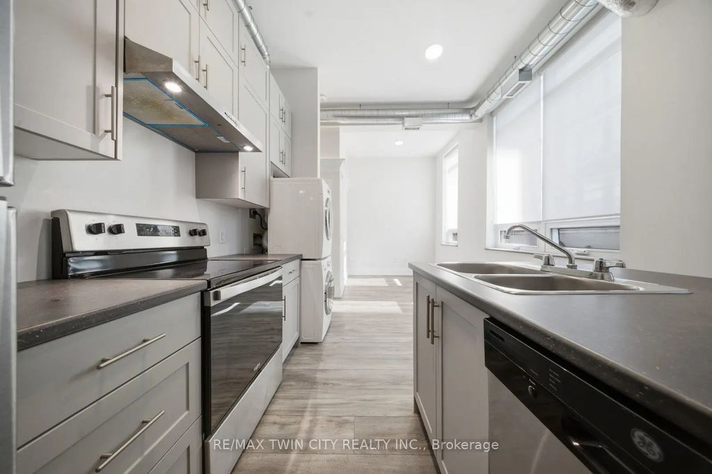 11 Queen Street 201, Brantford