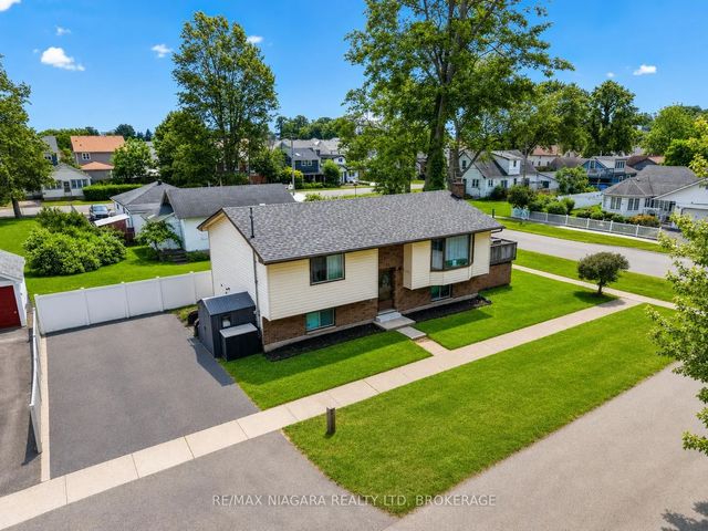 384 Dovercourt Road, Fort Erie