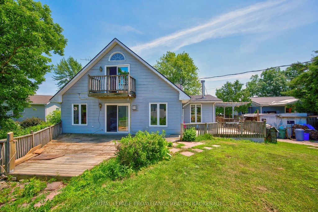 229 Johnson Bay Lane, Frontenac Islands