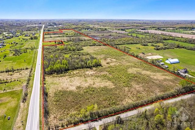 461a Highway 511 Highway, Tay Valley